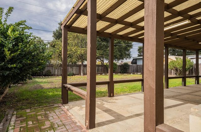 1221 Parkside Street, Salinas, CA 93906