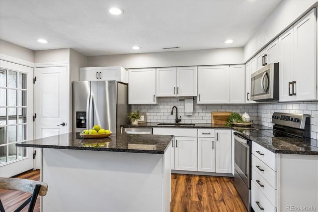 7110 S Gaylord Street L7, Centennial, CO 80122