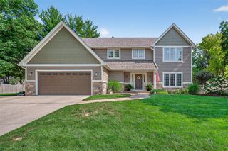 4809 Stonebridge Road, West Des Moines, IA 50265
