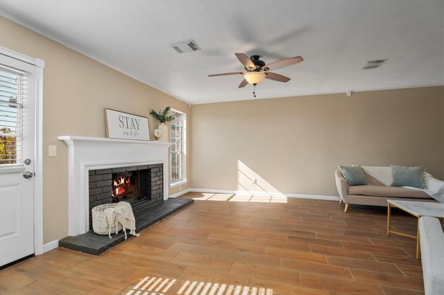 17203 Kettle Creek Drive, Spring, TX 77379