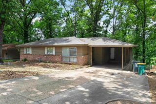 18 Westmont Cir Circle, Little Rock, AR 72209