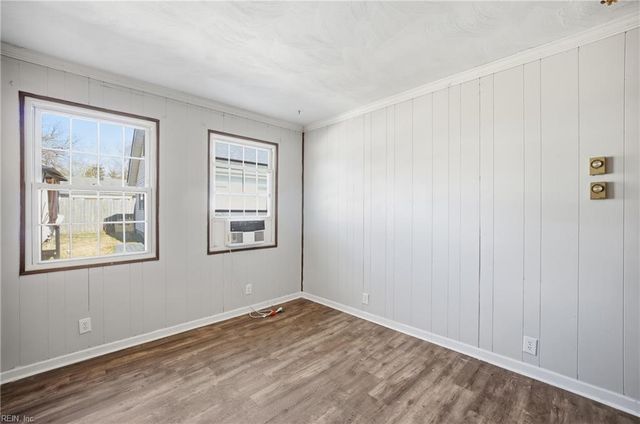 102 Ben Hogan DR, Portsmouth, VA 23701