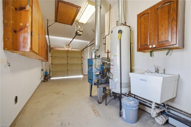 102 Ben Hogan DR, Portsmouth, VA 23701