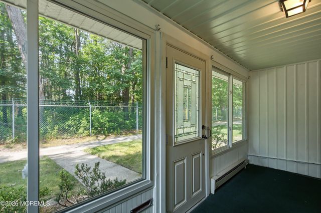 419B Chatham Court, Lakewood, NJ 08701