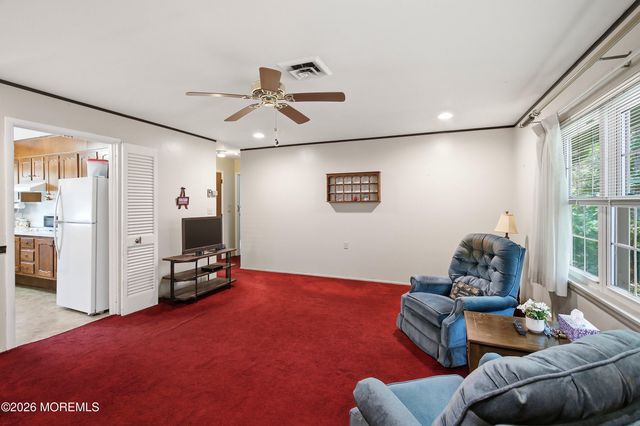 419B Chatham Court, Lakewood, NJ 08701