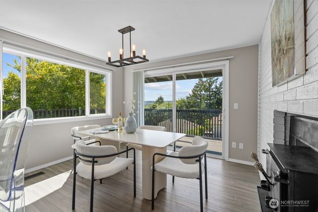 2323 Talbot Road S, Renton, WA 98055