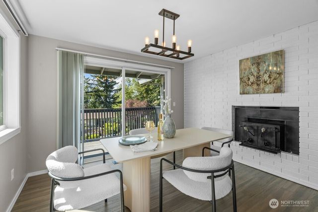 2323 Talbot Road S, Renton, WA 98055