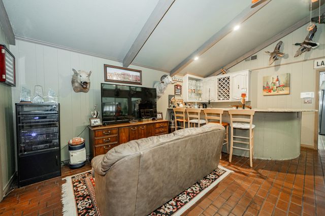 9511 Fallbrook Drive, Dallas, TX 75243