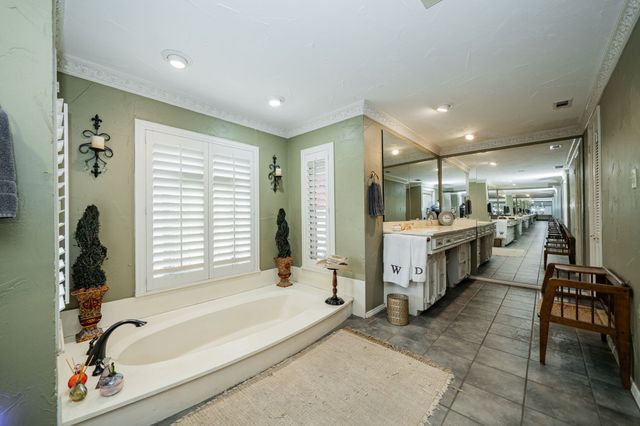 9511 Fallbrook Drive, Dallas, TX 75243