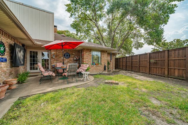 9511 Fallbrook Drive, Dallas, TX 75243