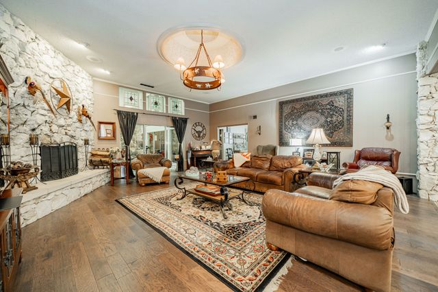 9511 Fallbrook Drive, Dallas, TX 75243