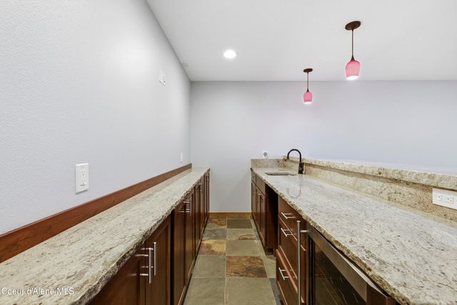 384 Pendleton Dr, Spirit Lake, ID 83869