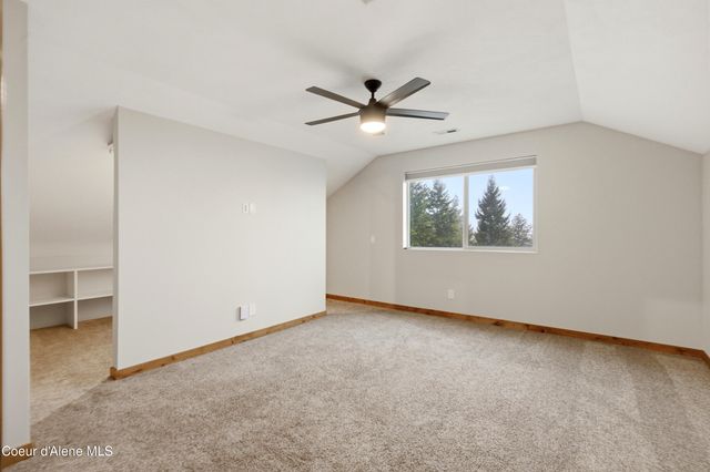 384 Pendleton Dr, Spirit Lake, ID 83869