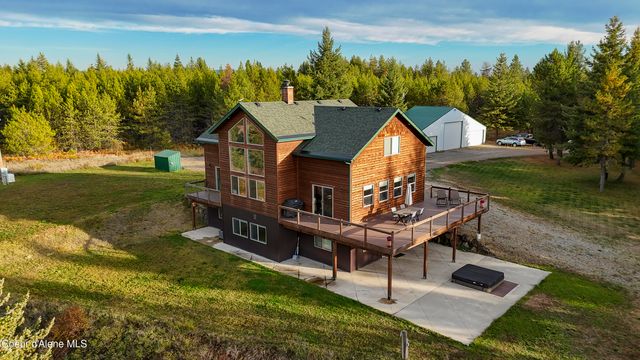 384 Pendleton Dr, Spirit Lake, ID 83869