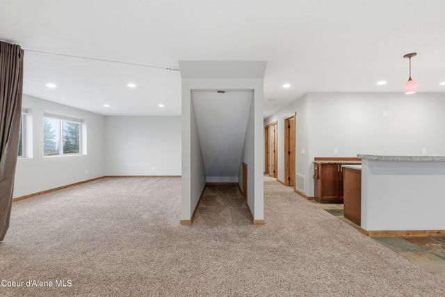 384 Pendleton Dr, Spirit Lake, ID 83869