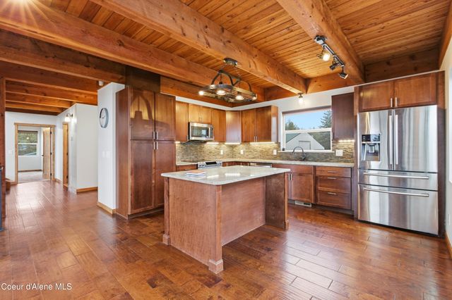 384 Pendleton Dr, Spirit Lake, ID 83869