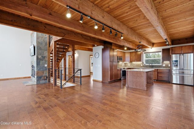 384 Pendleton Dr, Spirit Lake, ID 83869