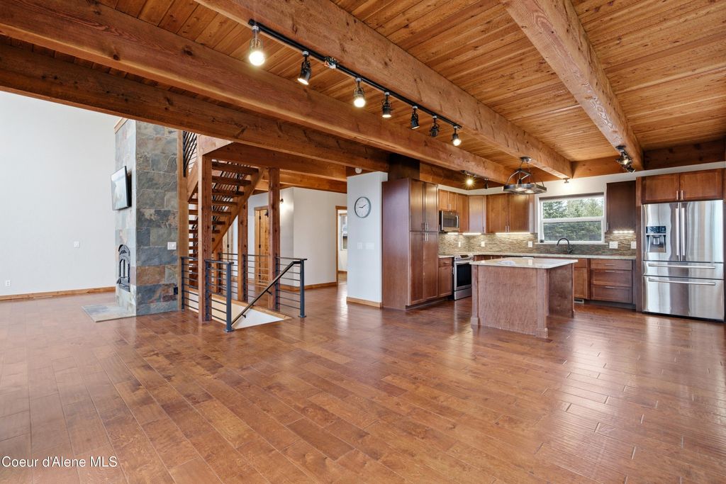 384 Pendleton Dr, Spirit Lake, ID 83869 photo 7