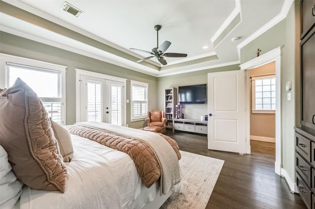 240 E Woodland Street, Houston, TX 77009