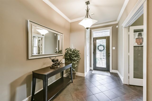 240 E Woodland Street, Houston, TX 77009