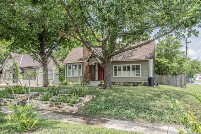 301 FURR DR, San Antonio, TX 78201