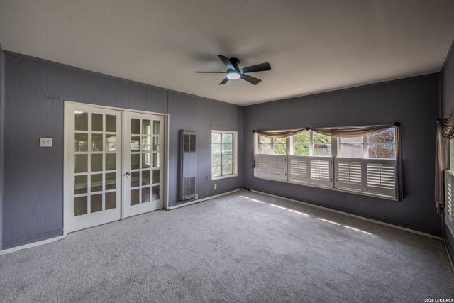 301 FURR DR, San Antonio, TX 78201