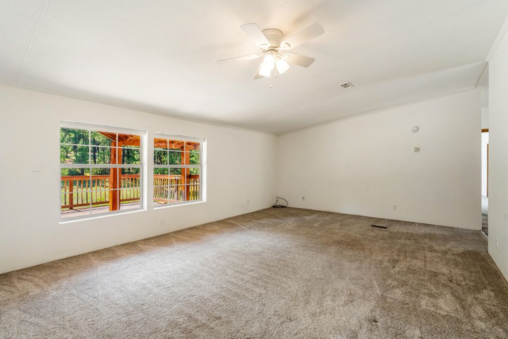 Image 15 of property listing at 504 Vallecitos Road, Jemez Springs, NM 87025