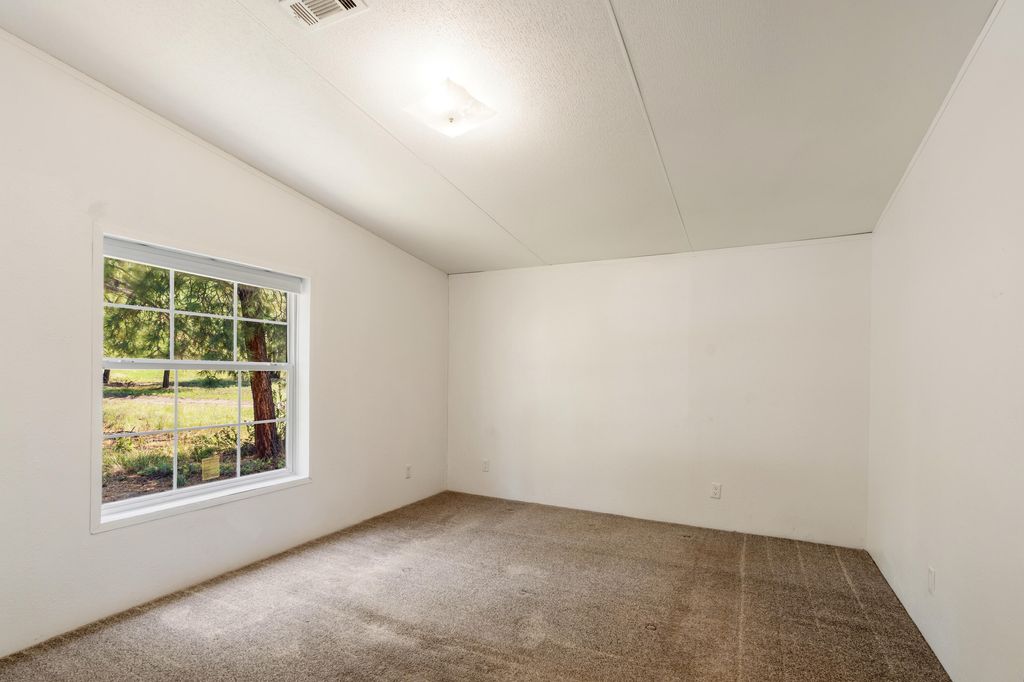 Image 27 of property listing at 504 Vallecitos Road, Jemez Springs, NM 87025