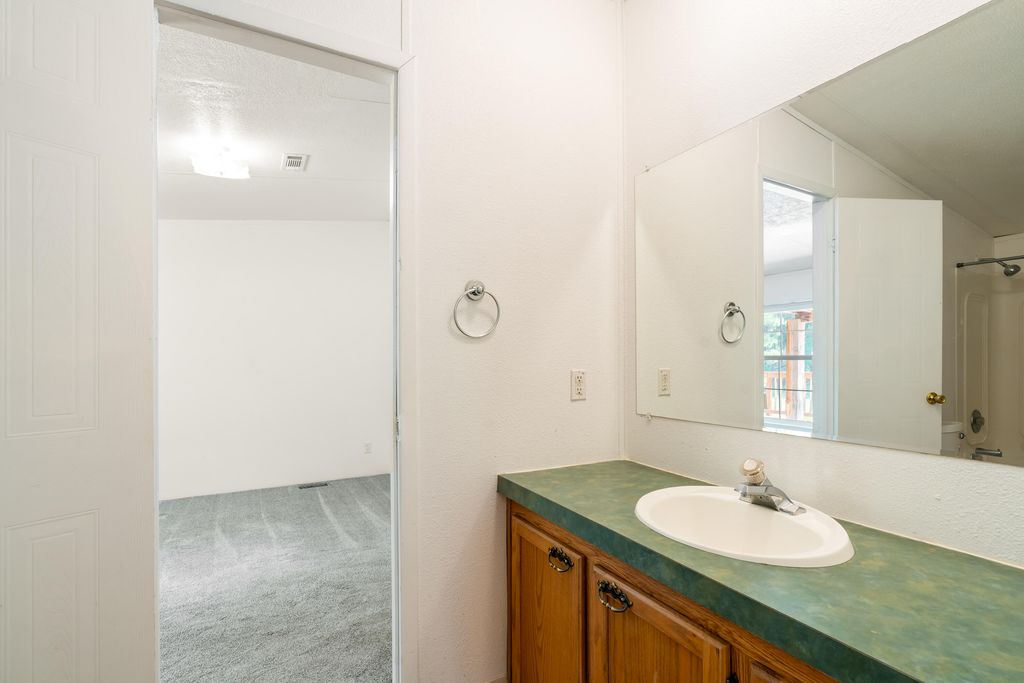 Image 29 of property listing at 504 Vallecitos Road, Jemez Springs, NM 87025