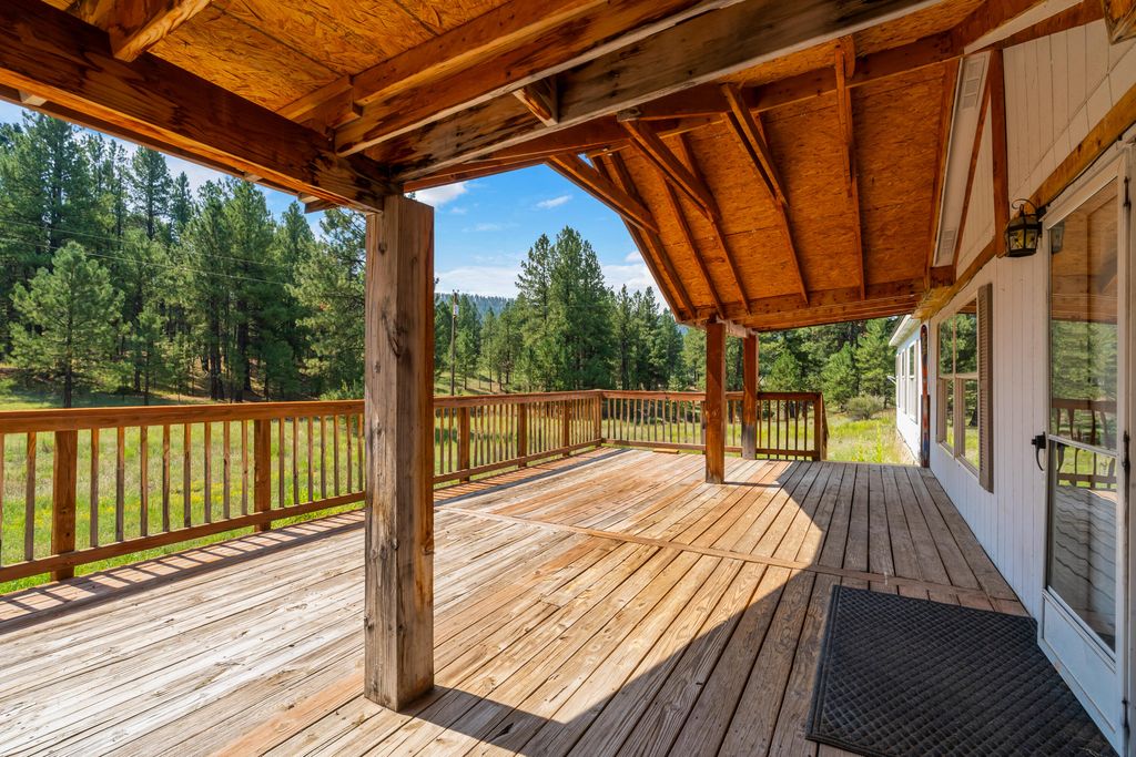 Image 34 of property listing at 504 Vallecitos Road, Jemez Springs, NM 87025