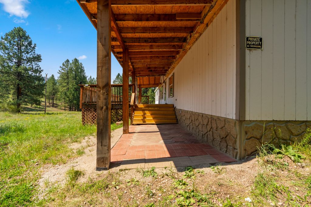 Image 35 of property listing at 504 Vallecitos Road, Jemez Springs, NM 87025