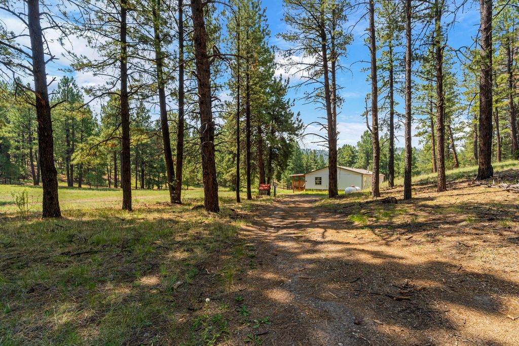 Image 36 of property listing at 504 Vallecitos Road, Jemez Springs, NM 87025