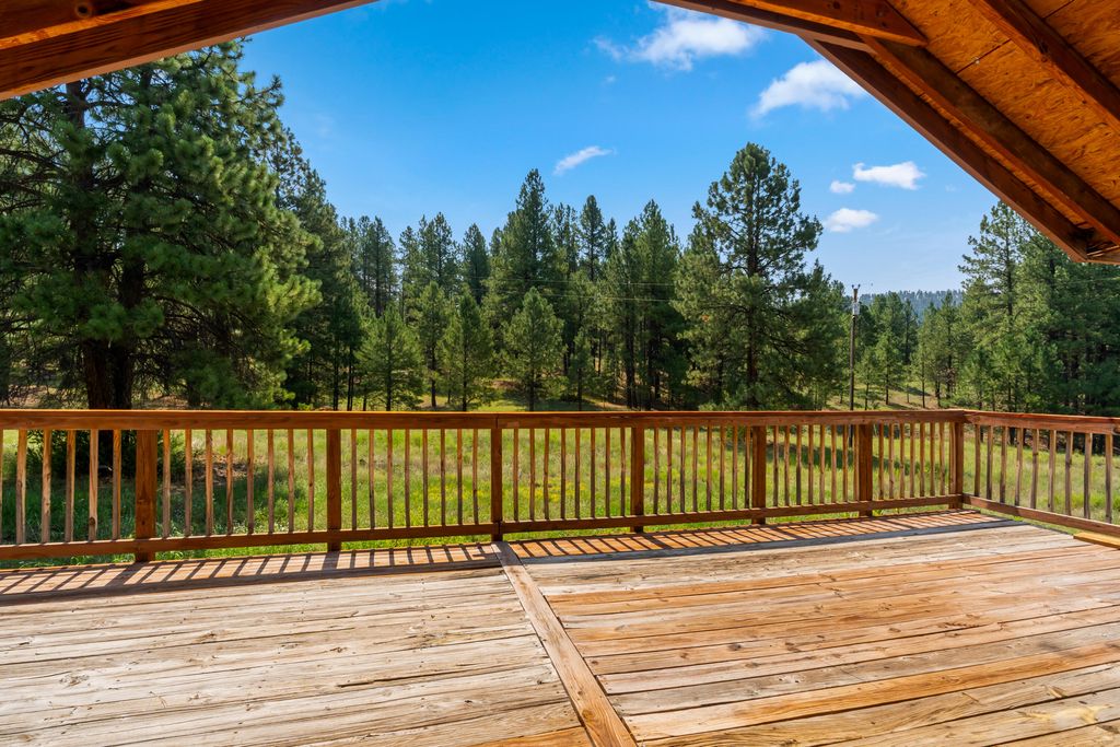 Image 4 of property listing at 504 Vallecitos Road, Jemez Springs, NM 87025