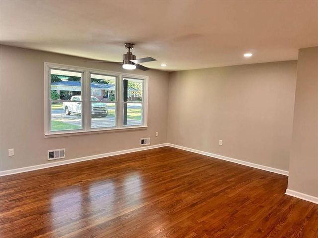 110 Sharp Drive, Carrollton, GA 30117