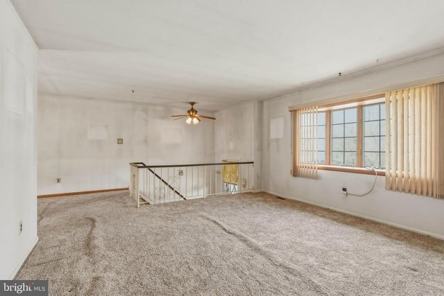 85 GOLFVIEW DR, Sewell, NJ 08080