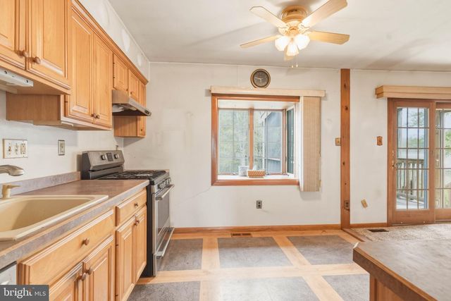 85 GOLFVIEW DR, Sewell, NJ 08080