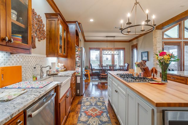 12102 E Rocky Creek Road, Crowley, TX 76036