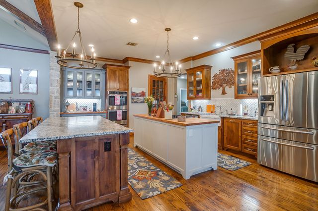 12102 E Rocky Creek Road, Crowley, TX 76036