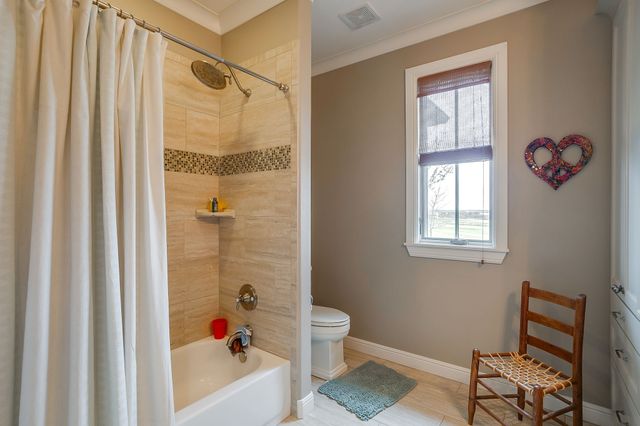 12102 E Rocky Creek Road, Crowley, TX 76036