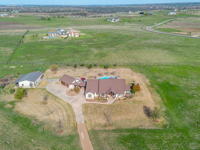 12102 E Rocky Creek Road, Crowley, TX 76036