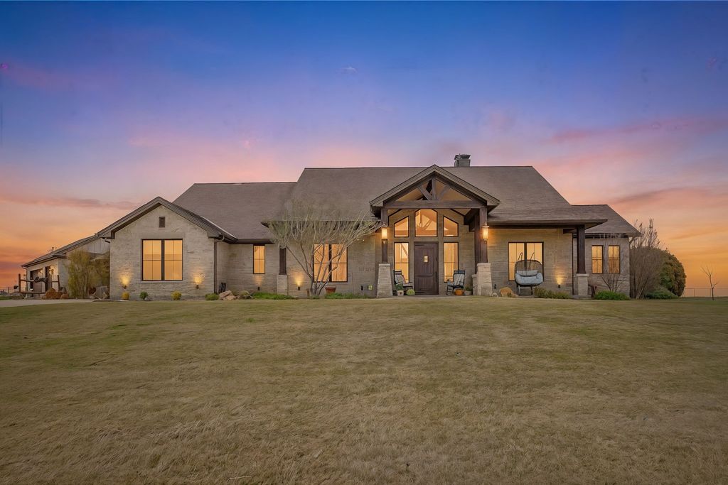 12102 E Rocky Creek Road, Crowley, TX 76036