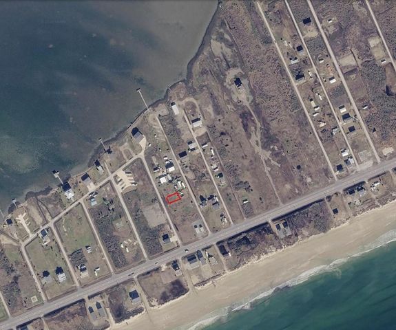 1201 Rollover Circle, Gilchrist, TX 77617