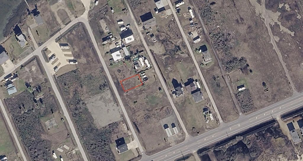 1201 Rollover Circle, Gilchrist, TX 77617