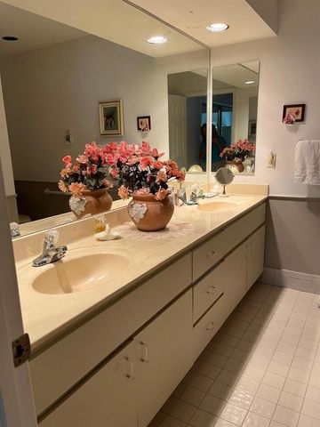 139 Meander Circle, Royal Palm Beach, FL 33411