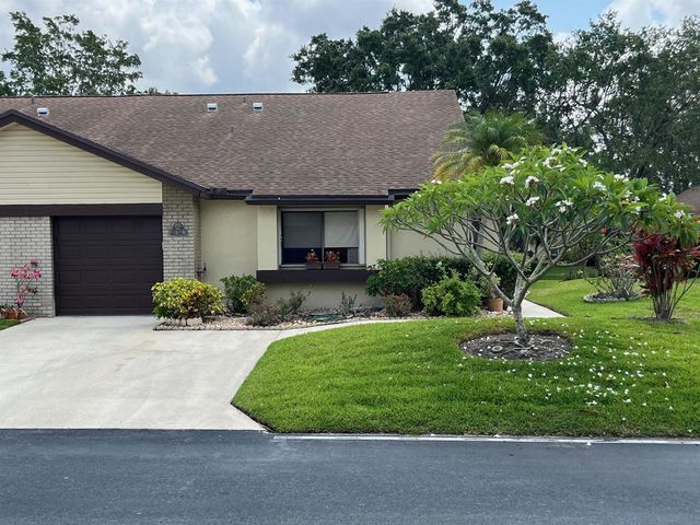 139 Meander Circle, Royal Palm Beach, FL 33411