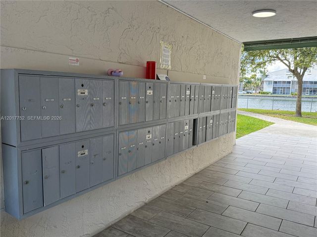 8260 SW 210th St 108, Cutler Bay, FL 33189