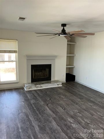 18809 Vineyard Point Lane, Cornelius, NC 28031