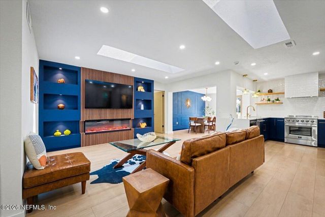 77 SANCHEZ Drive E, Ponte Vedra Beach, FL 32082