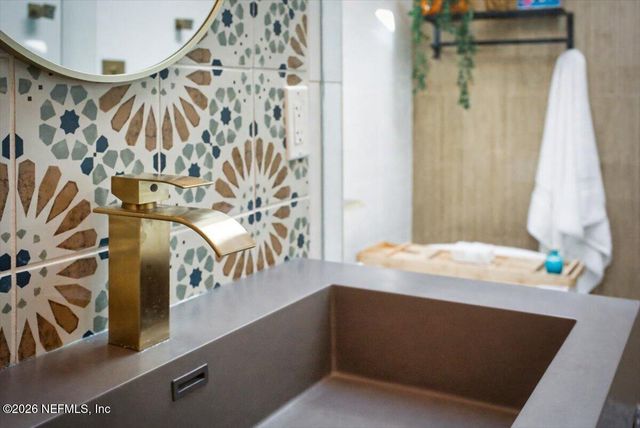 77 SANCHEZ Drive E, Ponte Vedra Beach, FL 32082