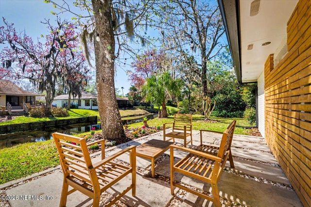 77 SANCHEZ Drive E, Ponte Vedra Beach, FL 32082